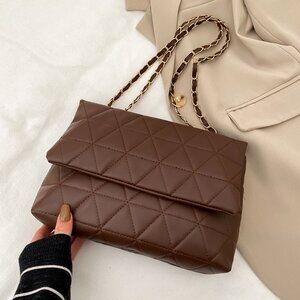 Everyday Chic Rhombus Shoulder Bag, Brown